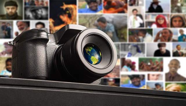 콜라주 스타일이란? 패션에서 재해석하는 창의적 조합 기법